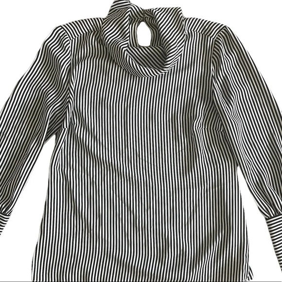 CHICO’S Long Sleeves Blouse Size 0 - Picture 2 of 5